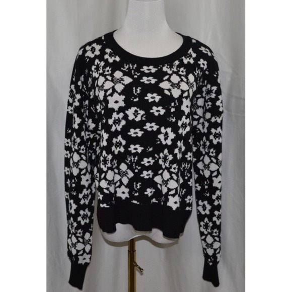 Cyrus Women's Black Floral Sweater Size L Pullover Long Sleeve - Picture 1 of 5